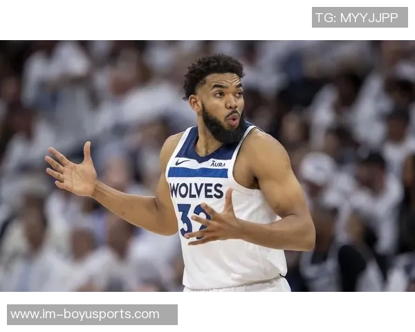 尼克斯积极寻求引援目标与鹈鹕森林狼展开初步交易讨论